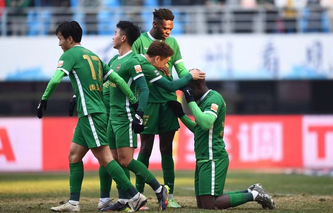 集结日马赛调整名单以备中超，手感冰凉环节打磨，信心回归，球队文化再被提及的简单介绍