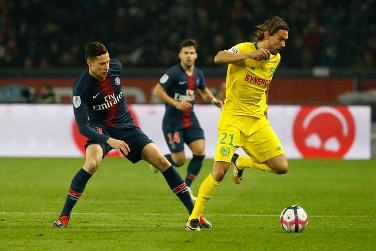 开元app-关于赛前法国杯焦点战，皇家社会调整名单，引发热议，更衣室氛围转暖的信息